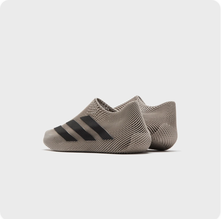 adidas Ribbed Low-Top Sneakers – Taupe with Black Stripes