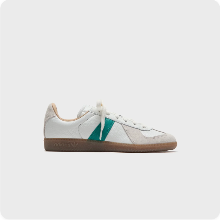 Retro Low-Top Sneakers – White & Cream with Green Accents