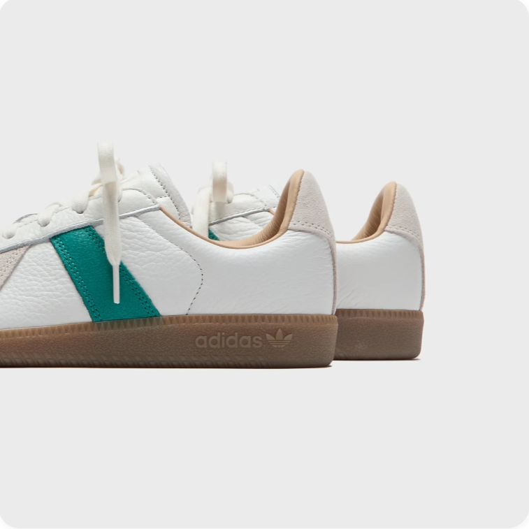 Retro Low-Top Sneakers – White & Cream with Green Accents