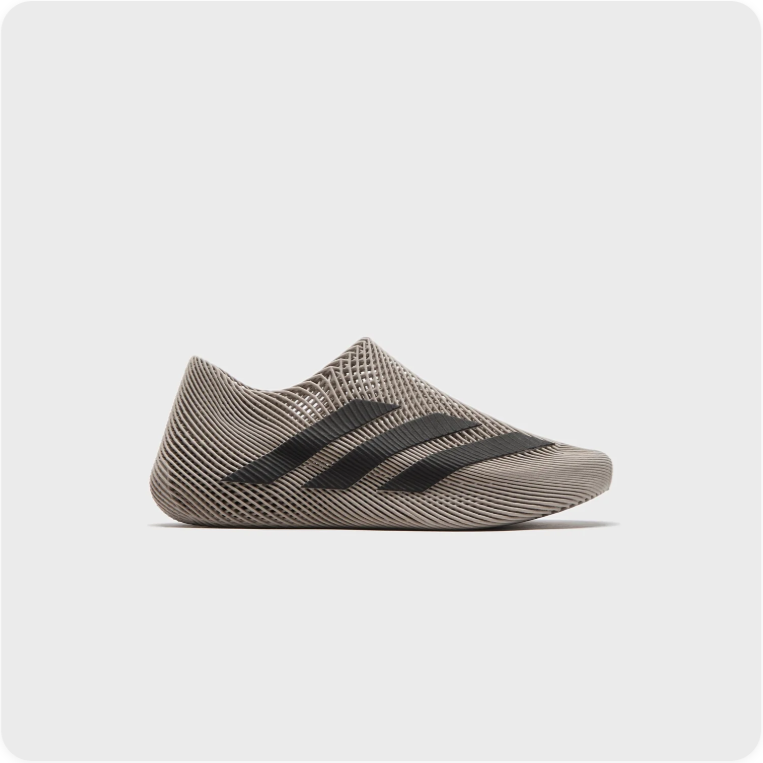 adidas Ribbed Low-Top Sneakers – Taupe with Black Stripes